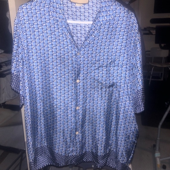 Blue Gucci Mens button up, Camp-Collar Logo-Print Silk Shirt size medium - Picture 2 of 6